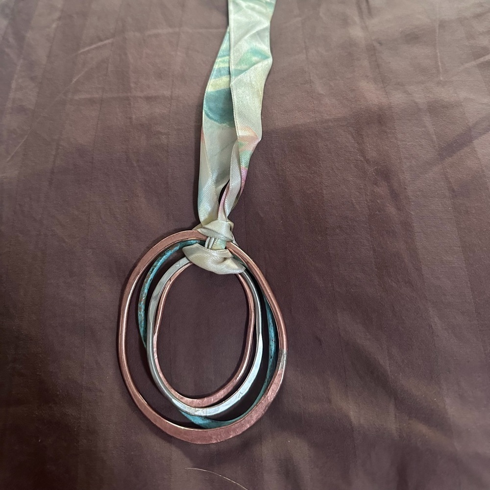 Anthropologie Sibilia Mixed Metals Rings Necklace